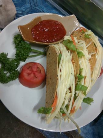 Friendly Restaurant & Bungalows